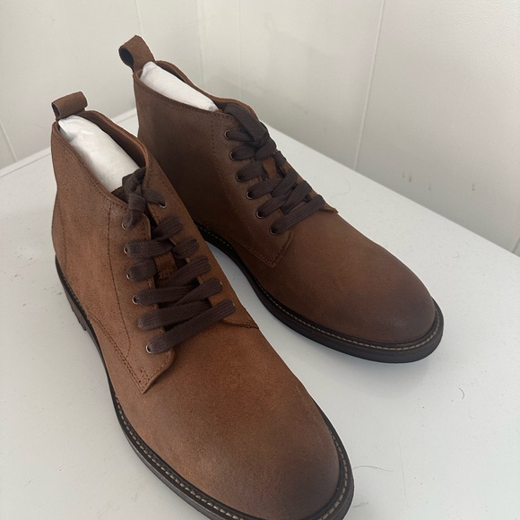 Banana Republic Men\'s Tan Chukka Boots Size9/Brand New